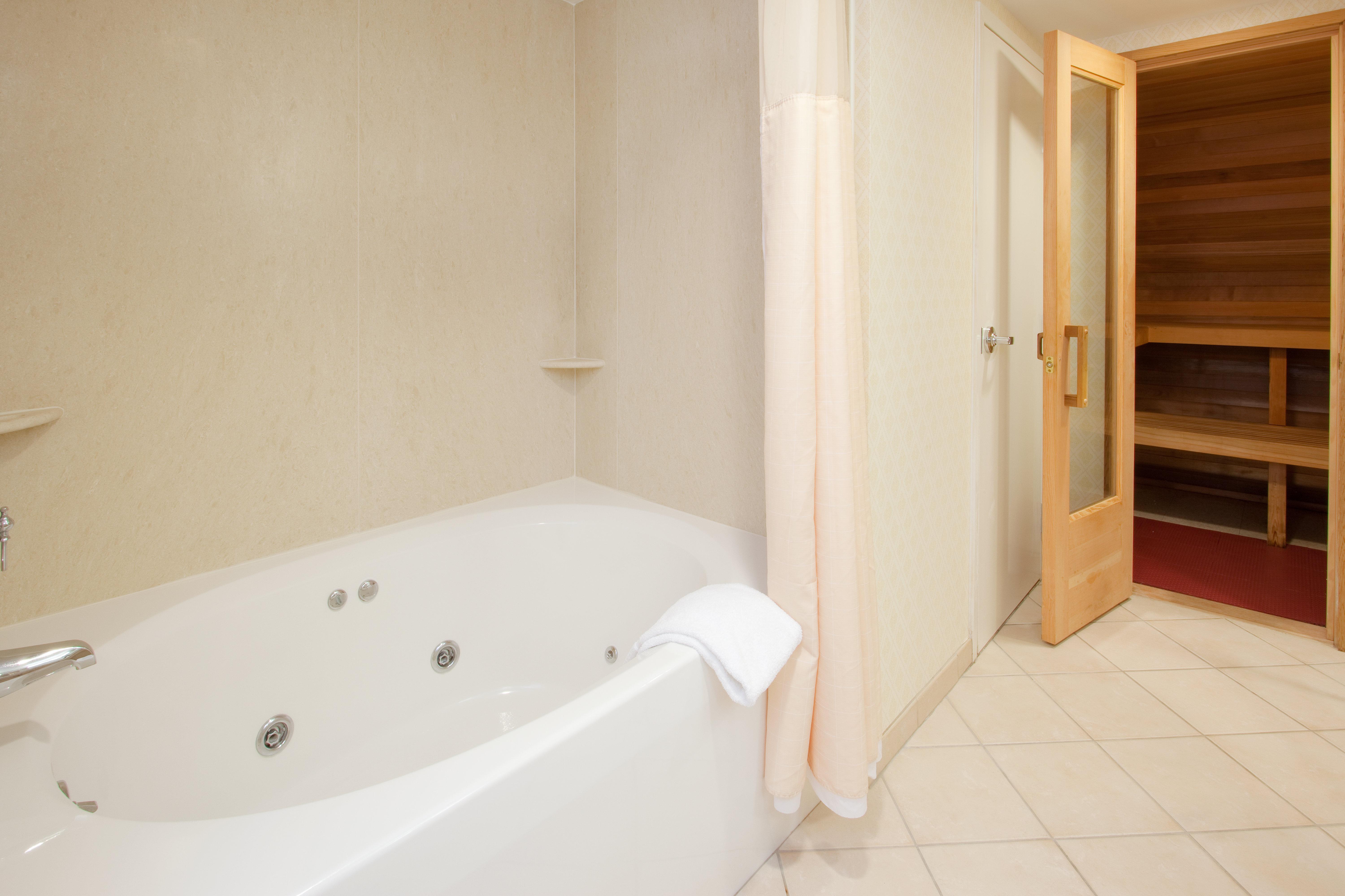 Holiday Inn Salem By Ihg Εξωτερικό φωτογραφία