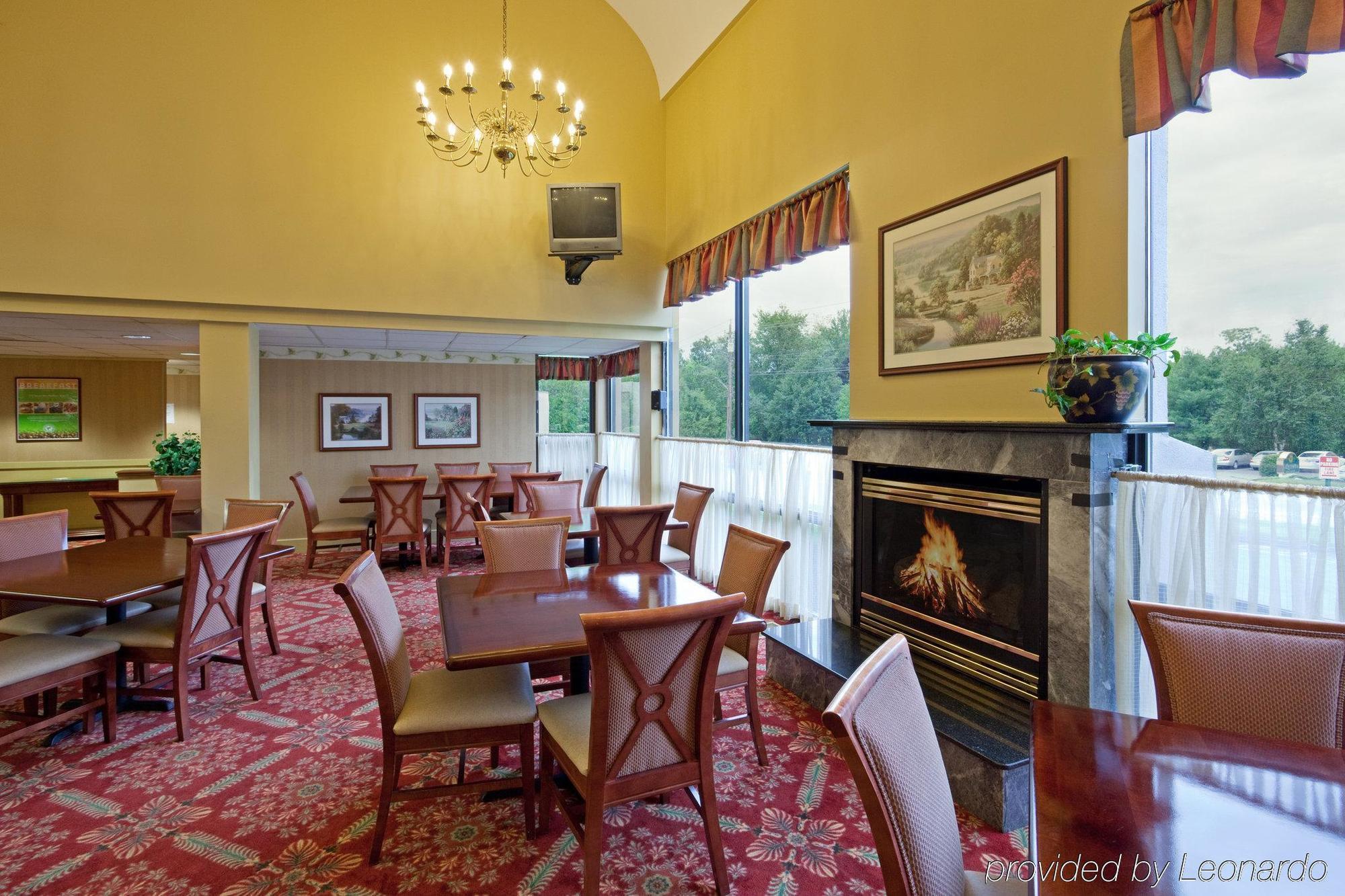 Holiday Inn Salem By Ihg Εστιατόριο φωτογραφία