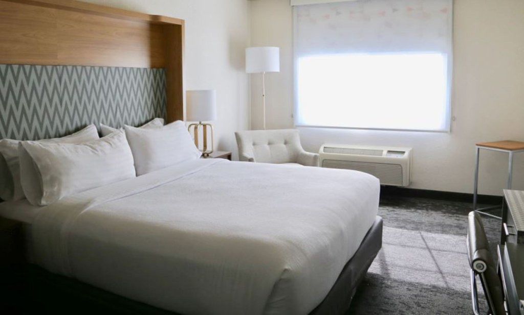 Holiday Inn Salem By Ihg Εξωτερικό φωτογραφία