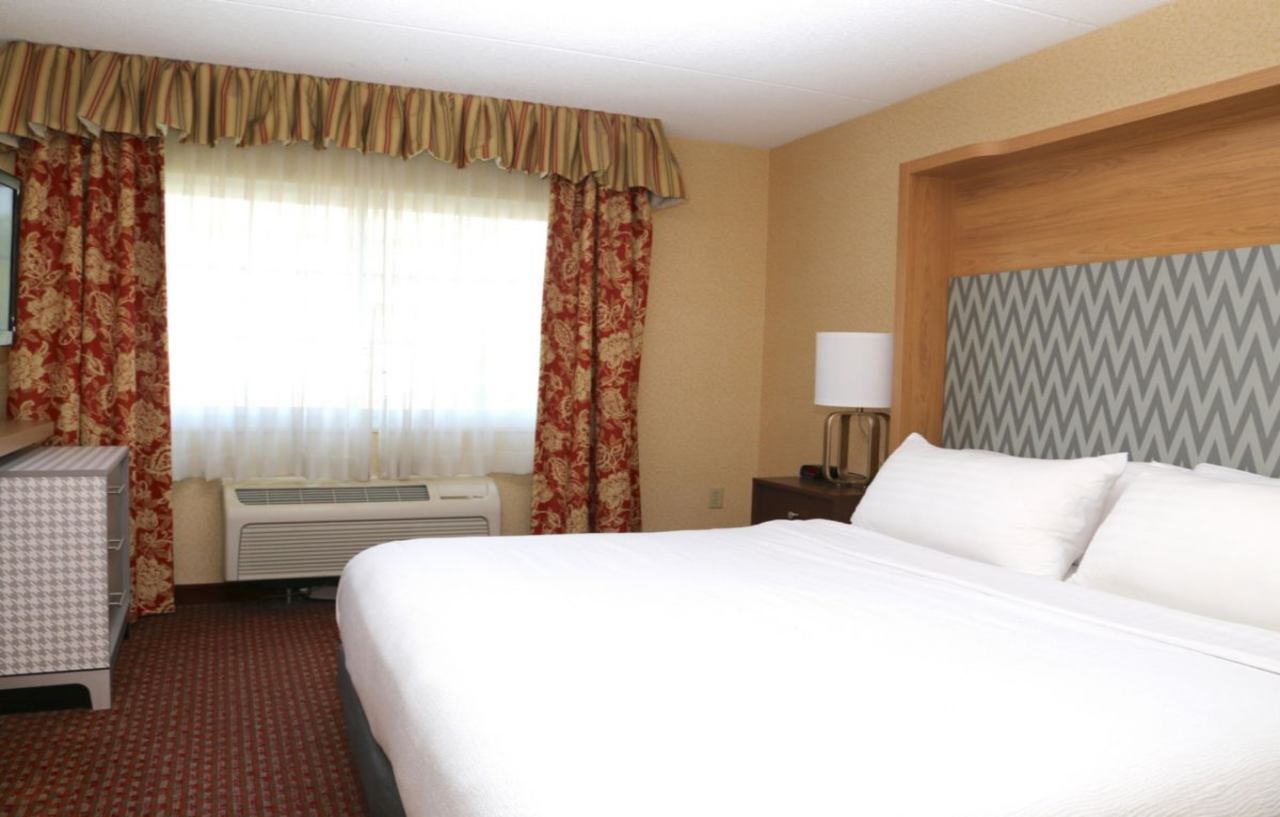 Holiday Inn Salem By Ihg Εξωτερικό φωτογραφία
